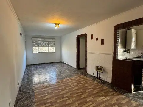 Departamento en Venta en Claypole, USD 22.000