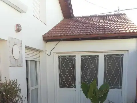 Casa en Venta en Coronel Dorrego, USD 80.000