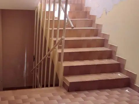 Departamento en Alquiler en Villa De Mayo, $ 650.000