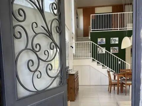 Casa en Venta en Los Molinos, USD 270.000