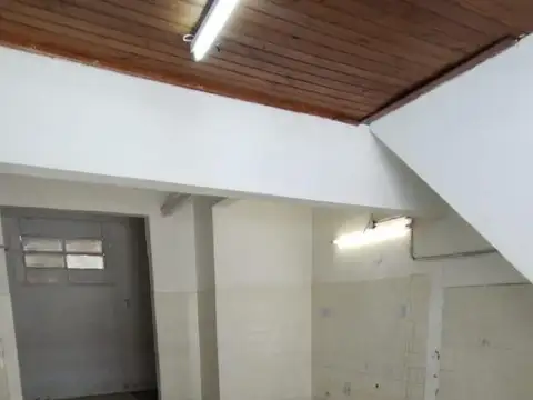 Alquiler de local de 40mts en Wilde