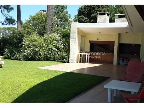 Casa en Venta en Punta del Este, USD 1.550.000