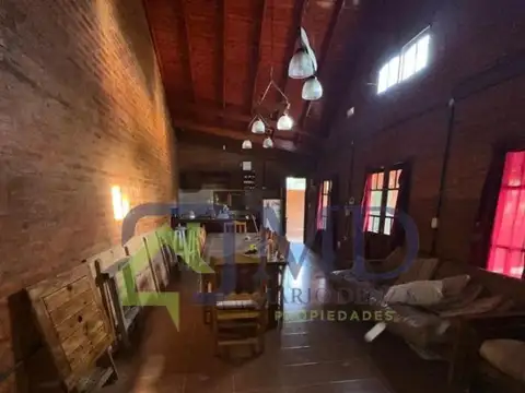 Casa Quinta en acceso a Gowland