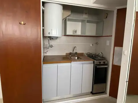 Avenida Santa Fe e/ Azcuénaga y Presidente José Evaristo Uriburu