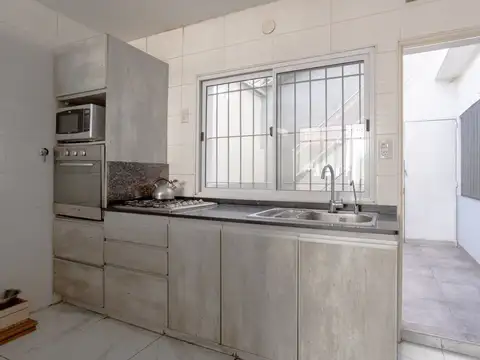 Depto Tipo Casa en Venta 56 años