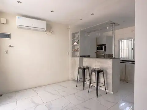 Depto Tipo Casa en Venta de 3 dormitorios