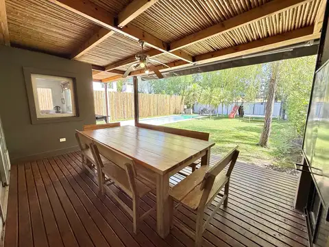 Casa 6 ambientes con 3 baños