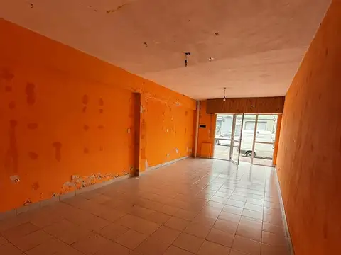Local en Alquiler en Ricardo Rojas, $ 630.000
