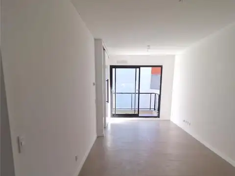 CASTILLO 100, Piso 4