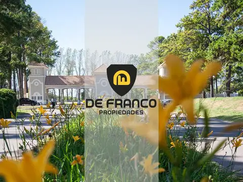 Terreno en Barrio Pinares en VENTA