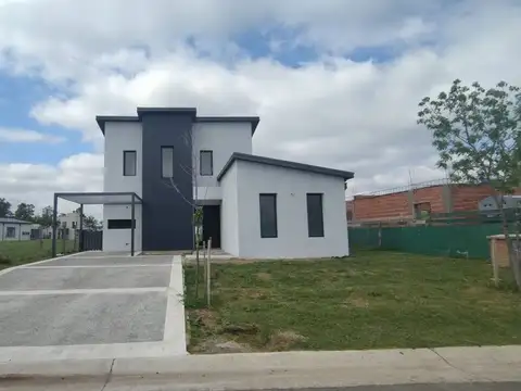 Leandro Niceforo Alem 3200