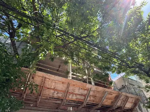 ¡DEPTOS DE 4 Y 5 AMBIENTES CON BALCONES TERRAZA, EN EL BARRIO DE VILLA CRESPO!