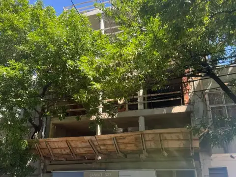 GANDHI MAHATMA 300, Piso 3