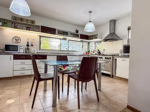 Casa en alquiler temporal 3 dormitorios, garita 7 Funes