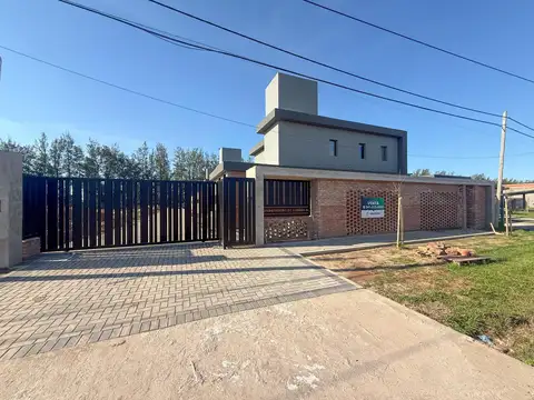 Av. Alicia Moreau de Justo 1060 -  Tierra de Sueños 3