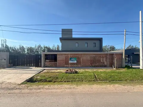 Casa en Venta en Roldan, USD 140.000