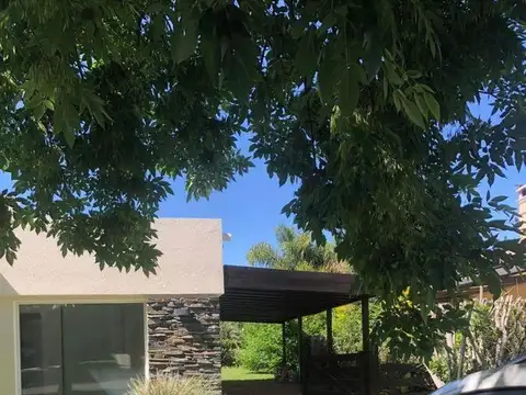 Increíble Casa Muy Espaciosa con Jardín  | Oldman al 700