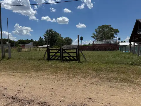 Vendo dos Terrenos de  450 m2 C/U en Concepción del Uruguay Entre Ríos