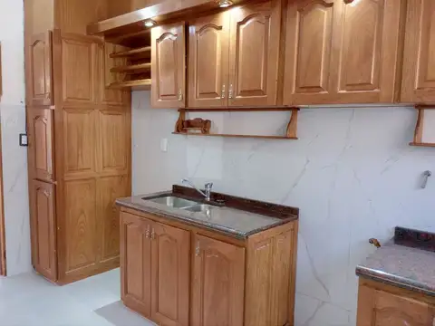 Depto Tipo Casa en Venta 50 años