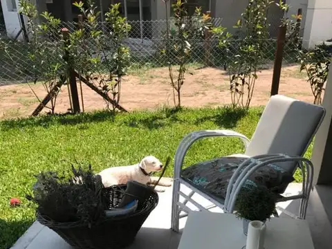 Departamento en Venta en Lagoon Pilar, USD 195.000