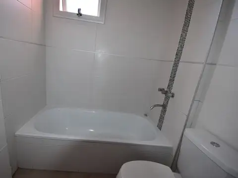 Departamento en Alquiler en Quilmes, $ 600.000