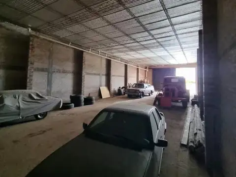 Galpon en Venta 10  mts Frente