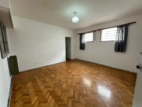 2 amb amplia cocina y lav. interno