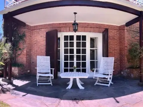 Casa en Venta en Playa Mansa, USD 720.000