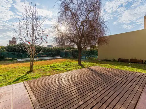 Casa en VENTA en Roldan - 3 Dormitorios, Jardin y Piscina