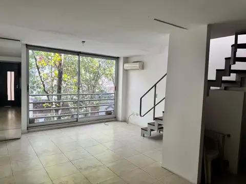 Jerónimo Salguero 1300