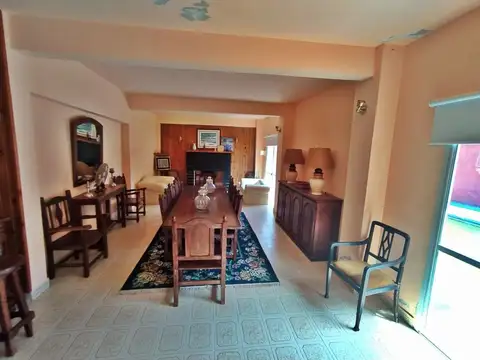 Casa en venta de 2 dormitorios c/ cochera en San Bernardo