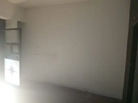 Avenida Manuel Belgrano 700, Piso PB