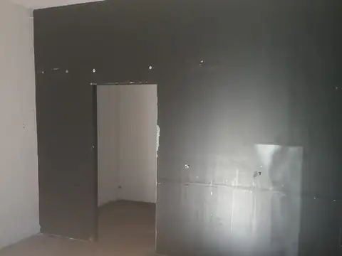 Local en Alquiler en Avellaneda, $ 750.000