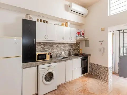 Depto Tipo Casa 2 ambientes con 1 baño
