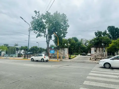 Local en Alquiler en Remedios De Escalada, $ 1.300.000