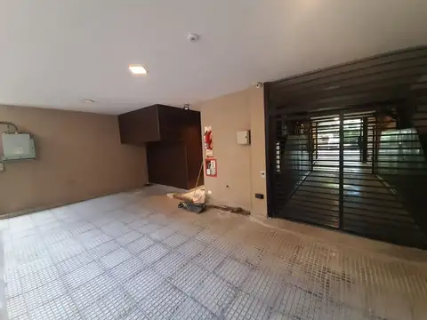 VENTA COCHERA FIJA PALERMO PARA 2 AUTOS MEDIANOS