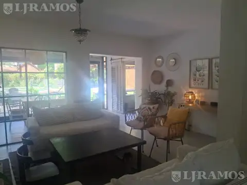 Casa en Alquiler Temporal en La Chacra, USD 2.800