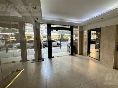 Departamento de 2 dormitorios en alquiler en Caballito.