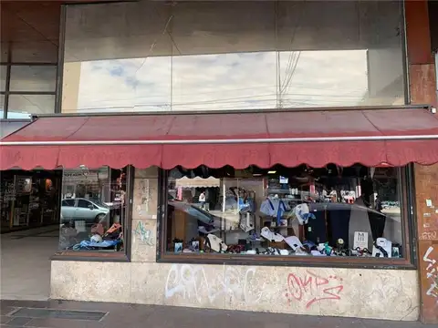 Local en Alquiler en Lomas De Zamora, $ 4.300.000