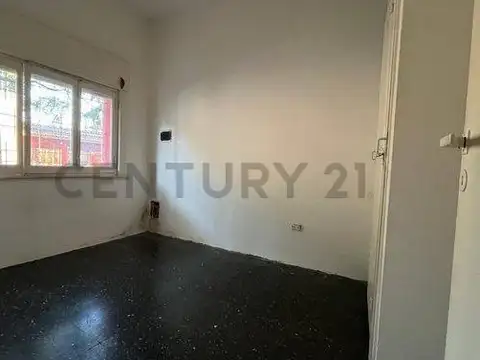 Posadas 2600, Piso 0