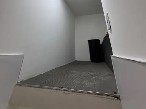 Local en Venta en Plaza Mitre, USD 390.000