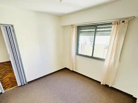 DEPARTAMENTO 2 AMBIENTES EN VENTA EN SAAVEDRA