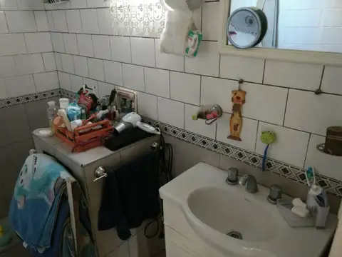 Venta de casa sobre avenida buena ubicación  APTO CREDITO, CON PLANOS Y ESCRITURAS