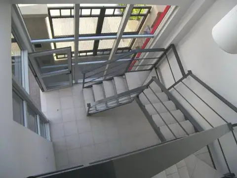 Oficina en Alquiler en Tolosa, $ 1.500.000