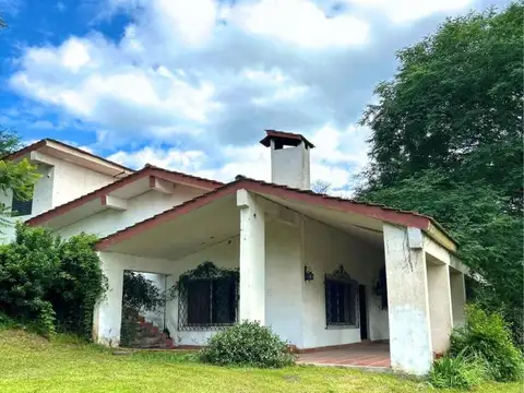 Casa 5 ambientes con 3 baños