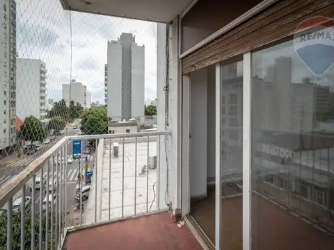 7 E/39 y 40 4°Piso 300