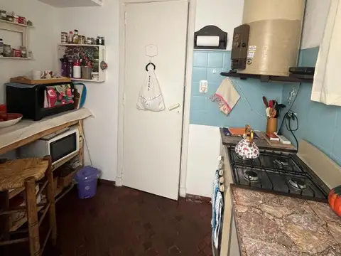 Jose marmol OPORTUNIDAD venta chalet 2 dorm jardin piscina