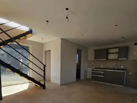 Depto Tipo Casa en Venta de 2 dormitorios