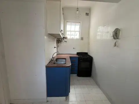 Depto Tipo Casa en Venta 50 años