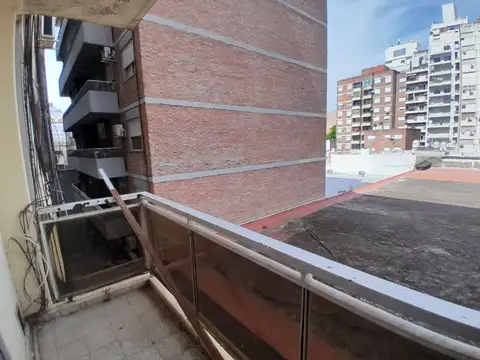 Departamento en Alquiler con 1 cocheras